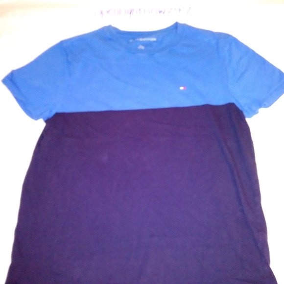 Tommy Hilfiger Other - TOMMY HILFIGER YOUTH TEE #12